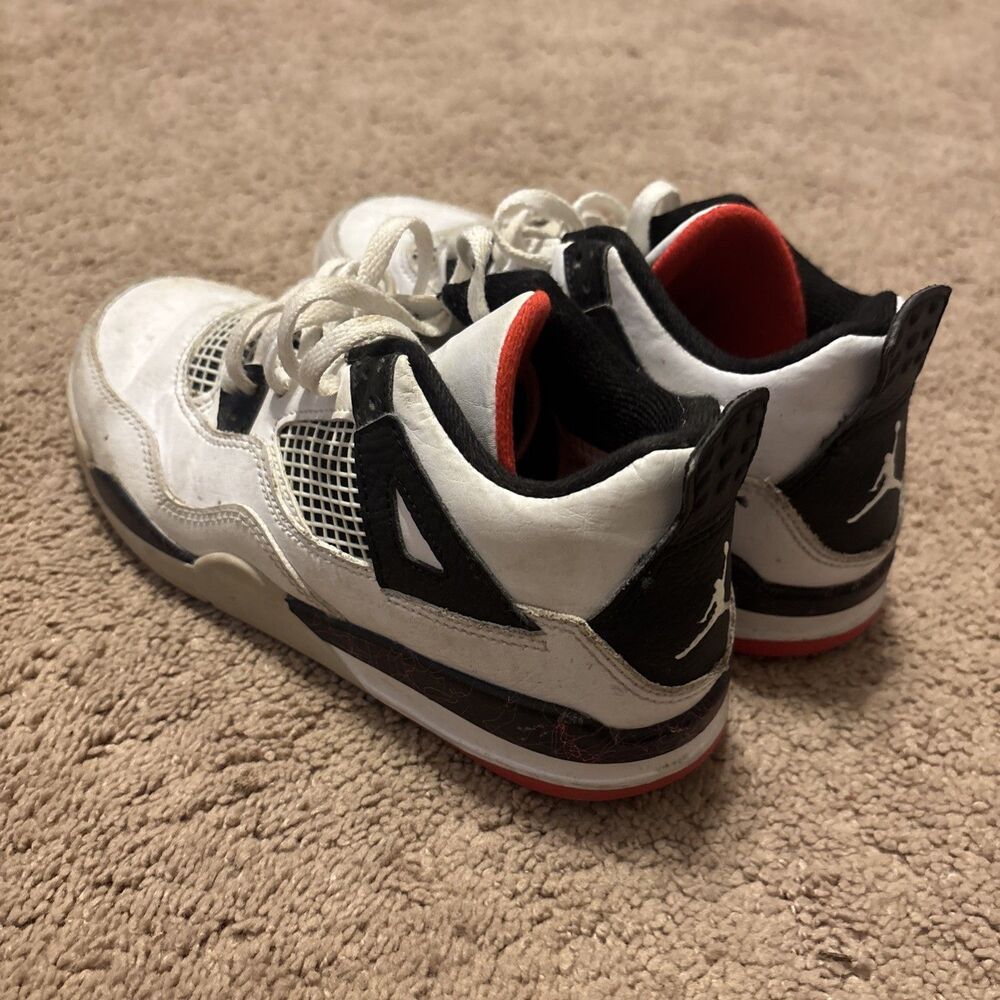 Nike Air Jordan 4 IV Retro White Black Crimson GS Size 3Y BQ7669-116